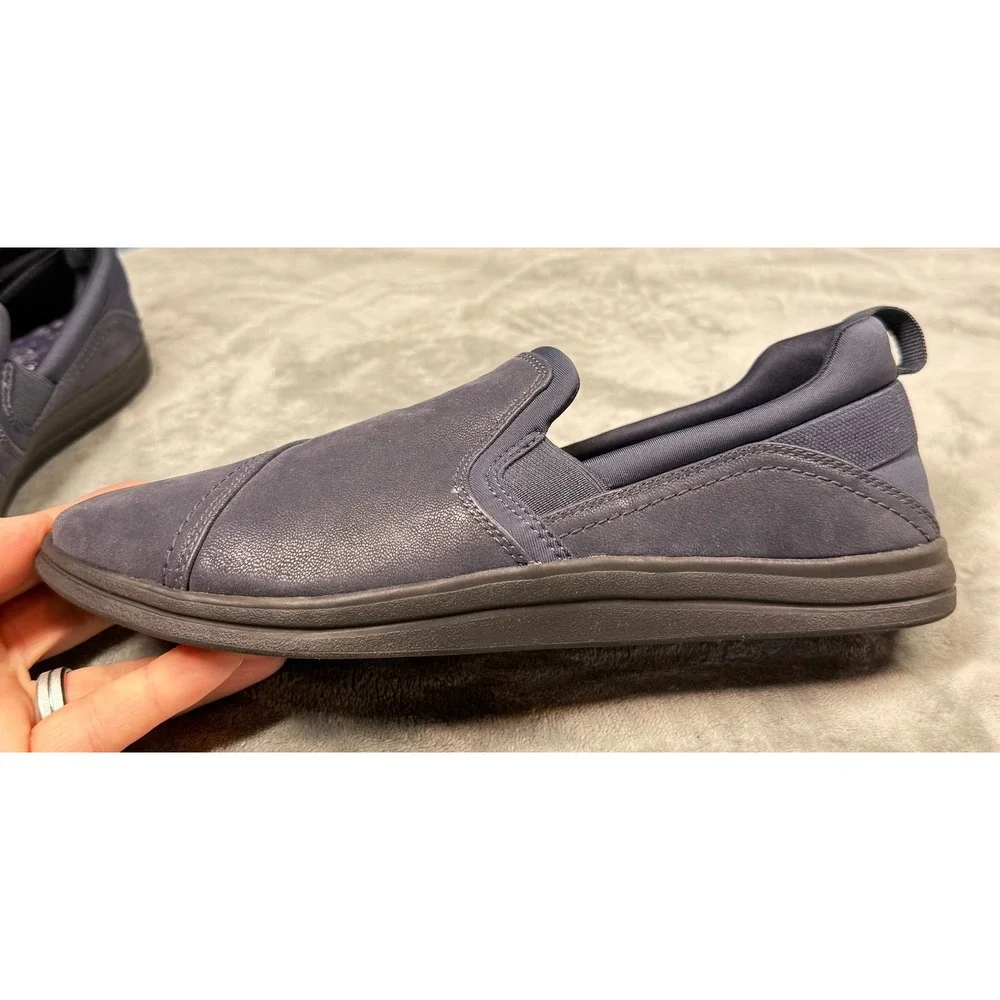 Clarks Cloudsteppers Slip On Shoes Womens 9.5 Navy Blue Comfort Loafers